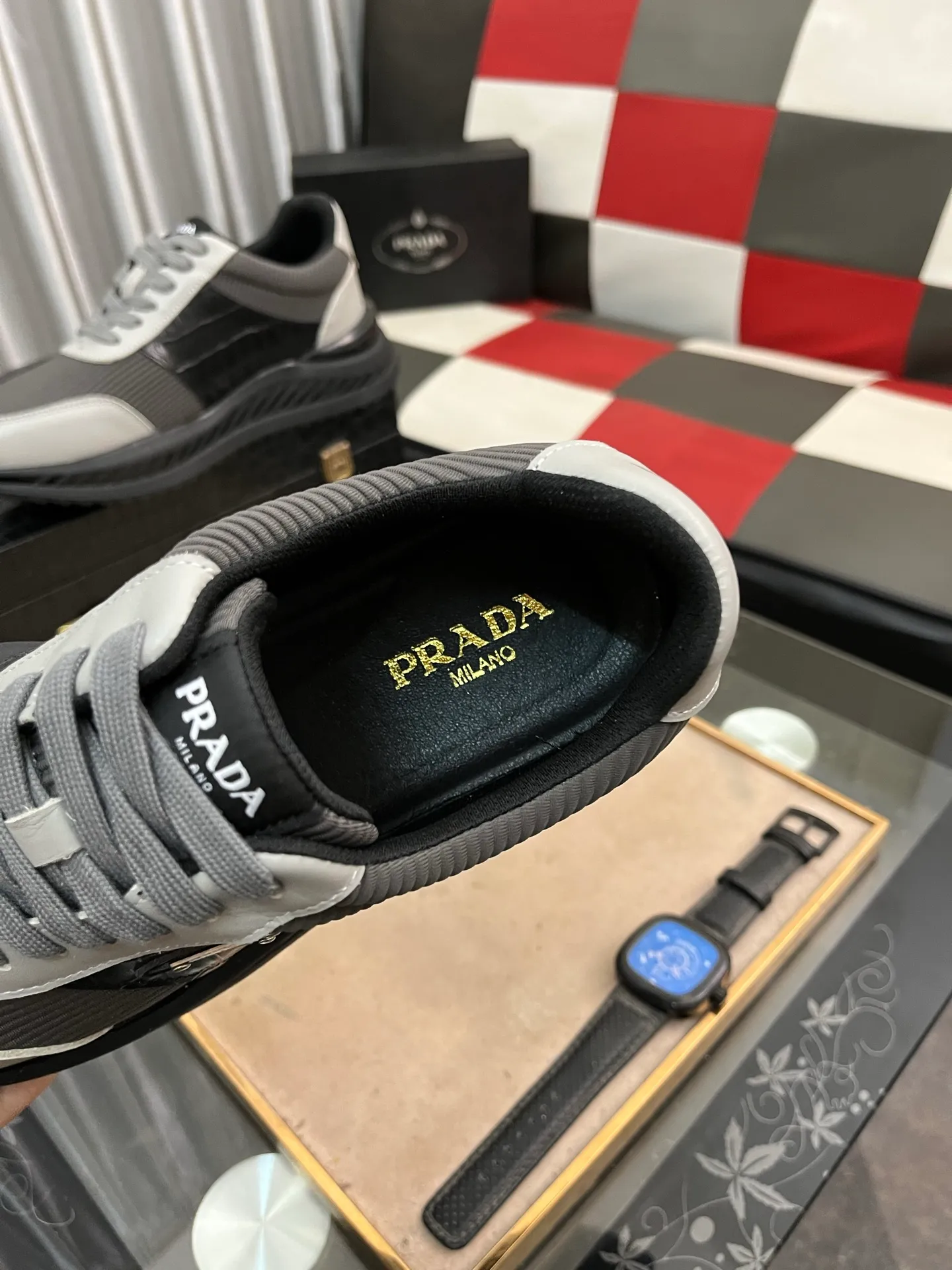 Men's shoes 💰458⌚️⌚️[PRADA] Prada Hong Kong counter casual shoes, counter quality, high-quality workmanship, uppers made of imported breathable fly-knit mesh fabric, comfortable and breathable lining, original air-cushion elastic outsole, casual fashion, high-end quality, size: 38-444️⃣Colors available